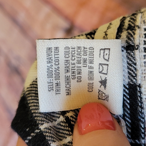 American rag- Plaid with lace cover up top - Picture 6 of 6